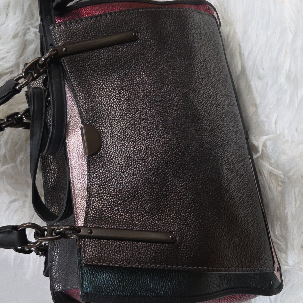 💜🔹️Coach 🔹️Dreamer 36 In Metallic Colorblock Pebble Leather Tote Rare Bag - Picture 9 of 15